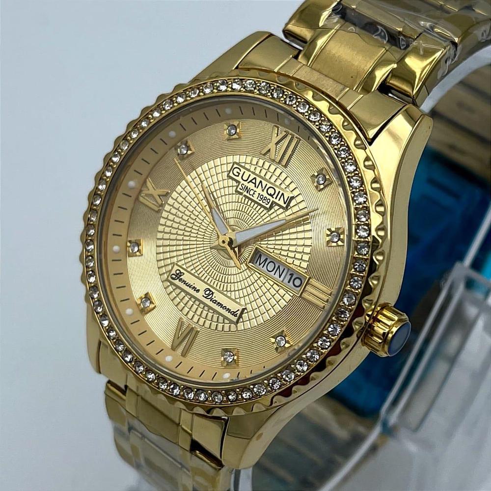 Guanqin Gold Tone Diamond-Accented Bezel Men's Watch with Day-Date Display