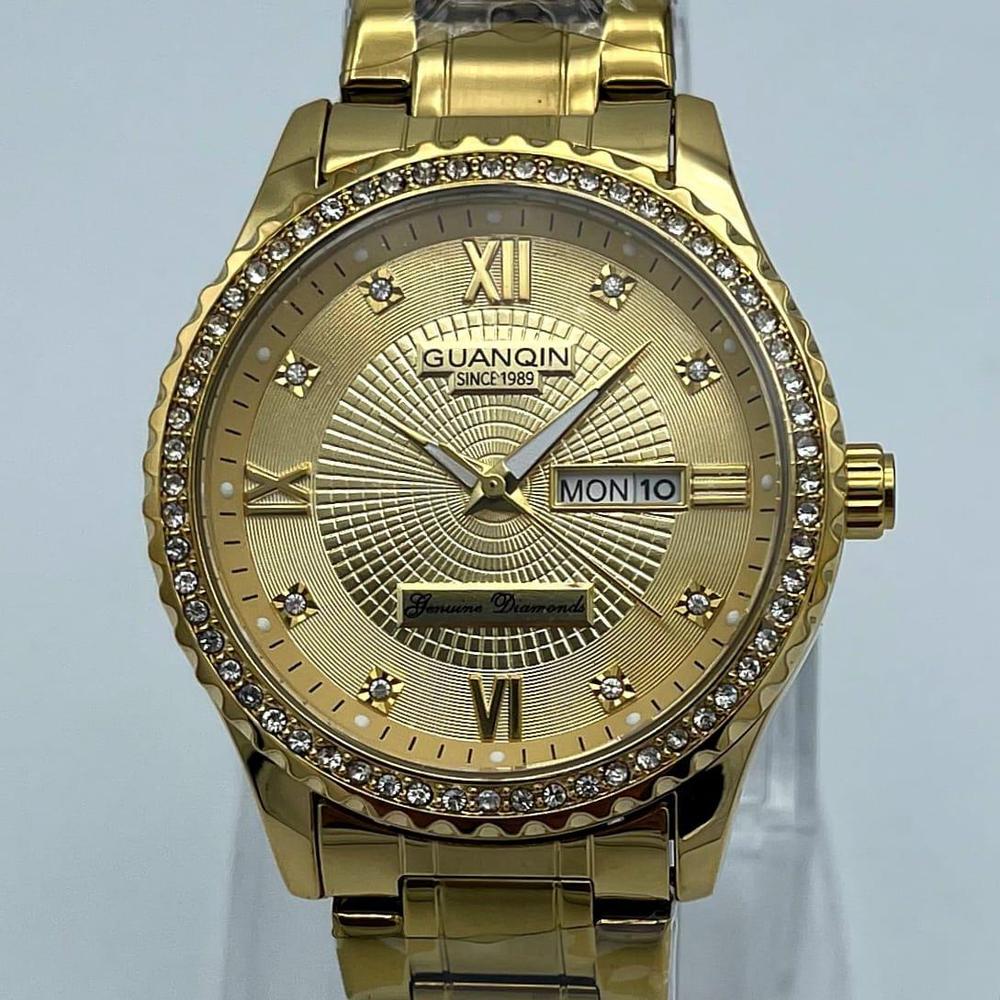 Guanqin Gold Tone Diamond-Accented Bezel Men's Watch with Day-Date Display